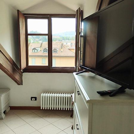 Appartamento Mansardato In Centro. Torino Kültér fotó